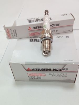 Auto Engine Spark Plugs For Land   MITSUBISHI  MOTORS  OEM  MS851368