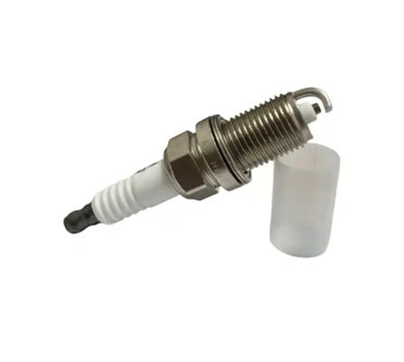 Iridum Type Auto Engine Spark Plug OEM 90919-01176 K16R-U For Toyota Cars