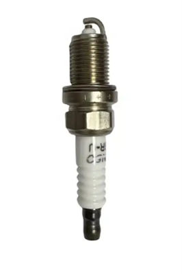 Iridum Type Auto Engine Spark Plug OEM 90919-01176 K16R-U For Toyota Cars