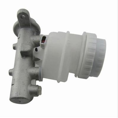 Auto L200 Spare Parts Brake Master Cylinder Assy For Mitsubishi KB4T KH4W KH8W MN102440