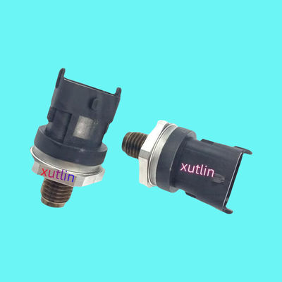 Auto Engine Sensors Fuel Rail Pressure Senror For BMW X3 X5 X7 E38 730D E39 330XD E46 E53 525d 530d Mini OEM 13537812345