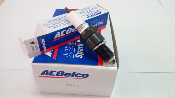 Auto Engine Spark Plugs For Land  Cadillac OEM  42XLS