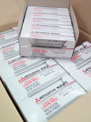 Auto Engine Spark Plugs For Land  MITSUBISHI  MOTORS  OEM  MN163236