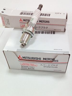 Auto Engine Spark Plugs For Land MITSUBISHI MOTORS OEM MS851351