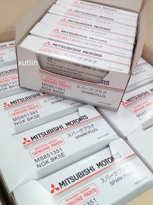 Auto Engine Spark Plugs For Land MITSUBISHI MOTORS OEM MS851351