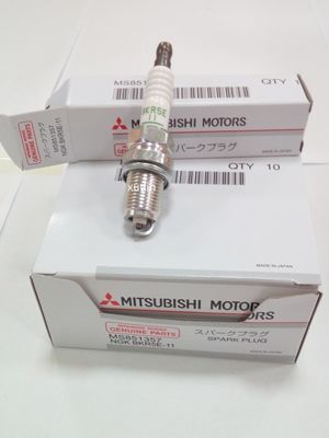 Auto Engine Spark Plugs For Land   MITSUBISHI  MOTORS  OEM  MS851357