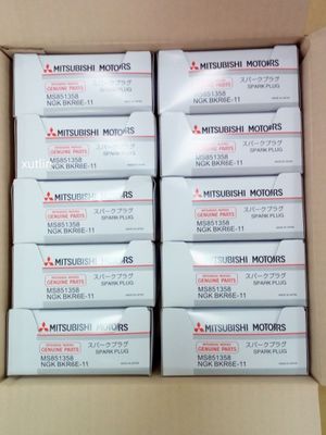 Auto Engine Spark Plugs For Land   MITSUBISHI  MOTORS  OEM  MS851358