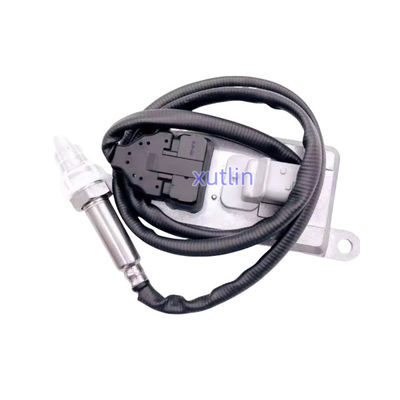 Auto Engine Spare Engine Nitrogen Nox Oxygen Sensor 24V For Benz Truck OEM A0101539628 0101539628 5WK96659C