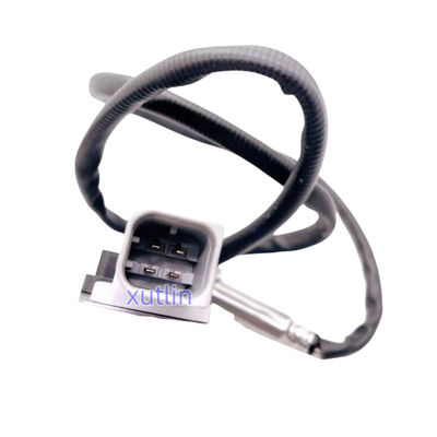 Auto Engine Spare Engine Nitrogen Nox Oxygen Sensor 24V For Benz Truck OEM A0101539628 0101539628 5WK96659C