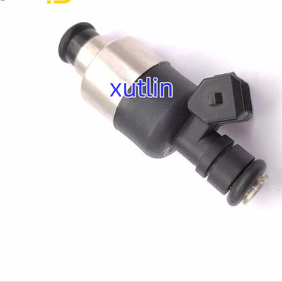 Diesel Auto Engine  Fuel Engine Injectors Nozzle 17122106 FJ10049 17113512 21007026 21007218 832-11158 FJ312 For Chevrol