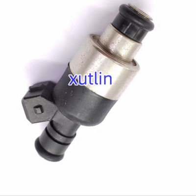 Diesel Auto Engine  Fuel Nengine Injectors Nozzle 17084614 17089628 17105005 For 1996 Chevrolet Corvette For 93-96 Cadil