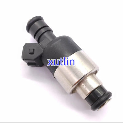 Diesel Auto Engine  Fuel Nengine Injectors Nozzle 17084614 17089628 17105005 For 1996 Chevrolet Corvette For 93-96 Cadil