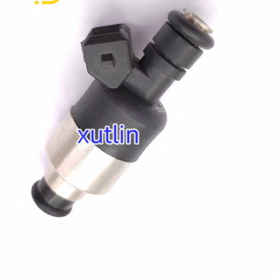 Diesel Auto Engine  Fuel Nengine Injectors Nozzle 17084614 17089628 17105005 For 1996 Chevrolet Corvette For 93-96 Cadil