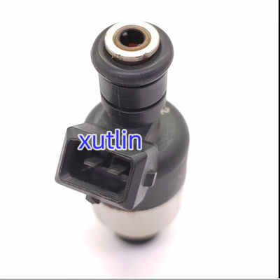 Diesel Engine Auto Parts Fuel Injector Nozzle 17084614 17089628 17105005 For 1996 Chevrolet Corvette For 93-96 Cad