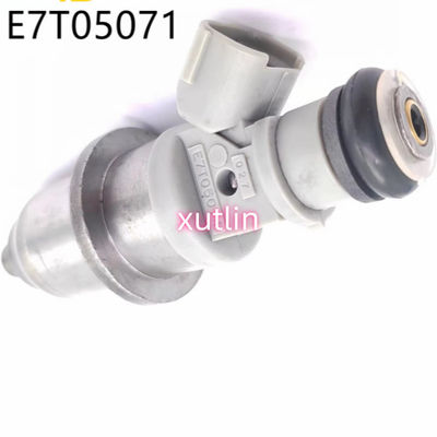 Auto Parts Fuel Injector  Nozzle E7T05071 1465A003 MR560552 For Mitsubishi Pajero Pinin Montero IO CS5A CR9W H66W H76W