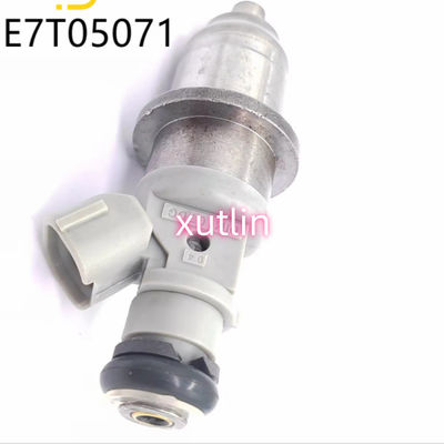 Auto Parts Fuel Injector  Nozzle E7T05071 1465A003 MR560552 For Mitsubishi Pajero Pinin Montero IO CS5A CR9W H66W H76W