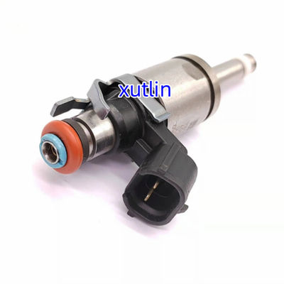 Auto Parts Fuel Injector   Nozzle PE01-13-250 PE0113250 PE01-13250 Fits For Mazda 3 2.0L 2012-2013 CX-5 2.0L