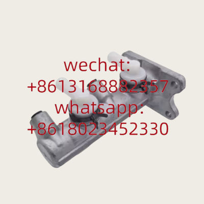 Auto Chassis Parts 47201-26530 47201-26220 47201-26450 For Brake Master Cylinder Xutlin Toyota HIACE IV Van Bus 2.0