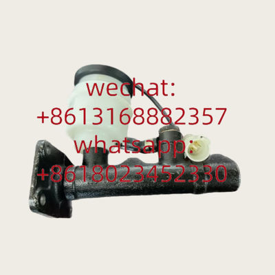 Auto Chassis Parts 47201-35210 4720135210 For Brake Master Cylinder Toyota Cressida Luxury 4Runner Hilux Pickup DLX